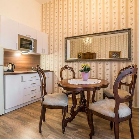 Retro Apartments Bosak Contactless Check-In Prešov المظهر الخارجي الصورة