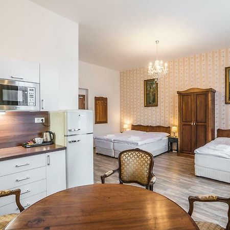 Retro Apartments Bosak Contactless Check-In Prešov المظهر الخارجي الصورة