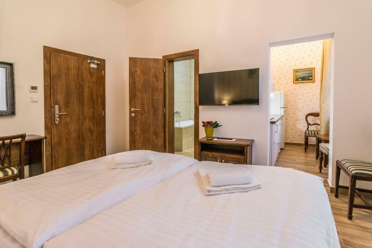 Retro Apartments Bosak Contactless Check-In Prešov المظهر الخارجي الصورة