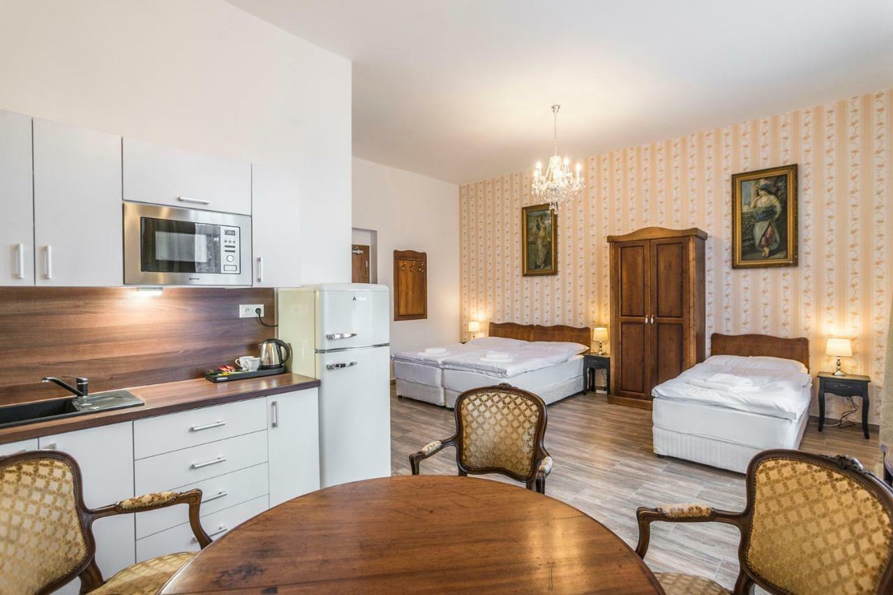 Retro Apartments Bosak Contactless Check-In Prešov المظهر الخارجي الصورة